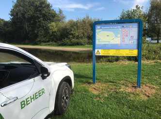 Zwemstrandjes Ouderkerkerplas en Gaasperplas prima, bij Hoge Dijk blauwalgwaarschuwing