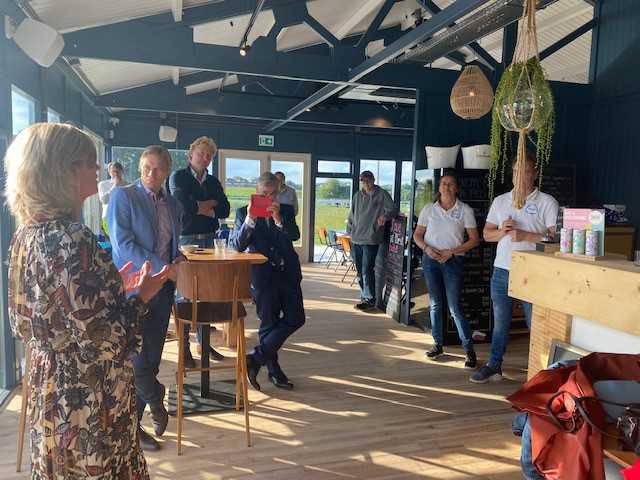 2021 Opening Aan de Plas - speech Langenacker // speech_burgemeester_joyce_langenacker.jpg (44 K)